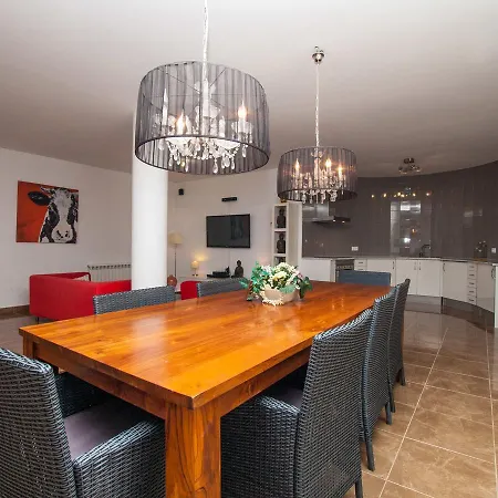 Villa Gaudi By Interhome